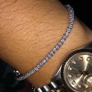 1.52 cts 14K White Gold Tennis Bracelet With Appraisal